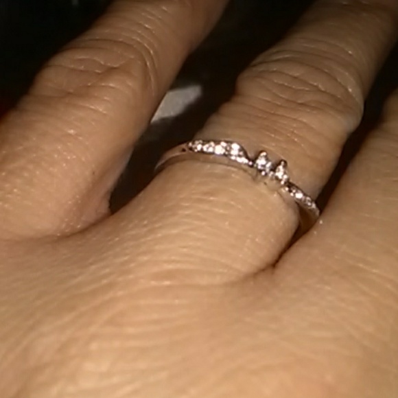 Size 8 - Picture 4 of 5